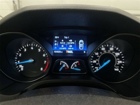 Used 2018 Ford Focus SE image 6