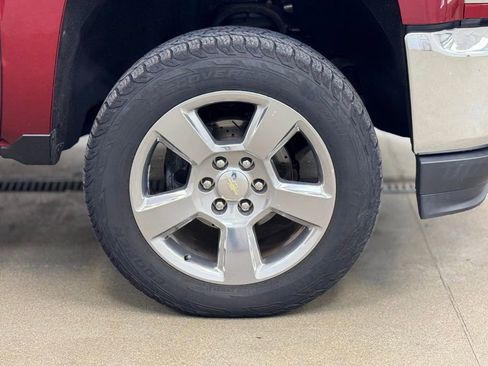 Used 2018 Chevrolet Silverado 1500 LT w/ All Star Edition AWD/4WD image 4