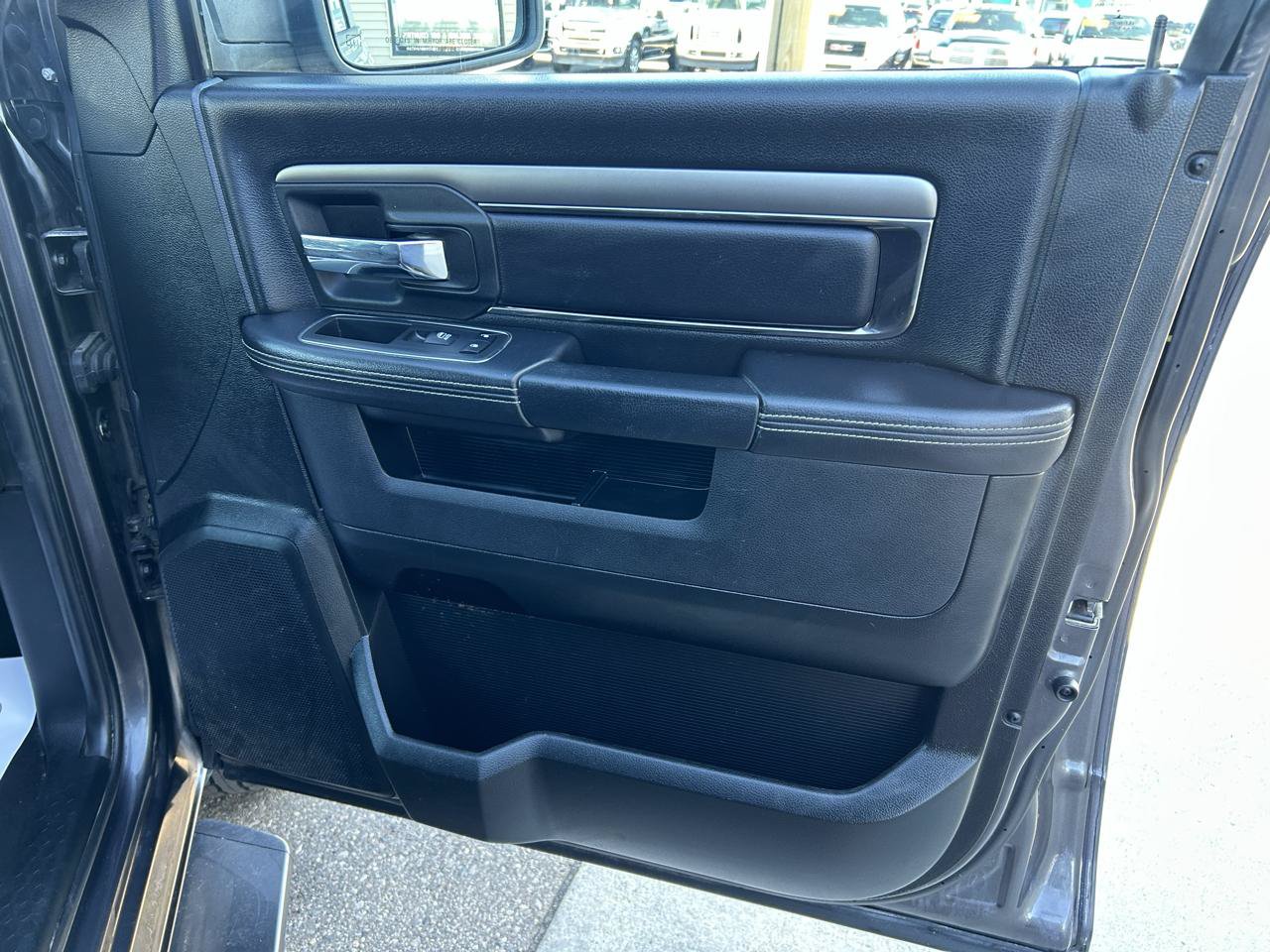 Used 2018 RAM 1500 Sport w/ Sport Premium Group AWD/4WD image 16