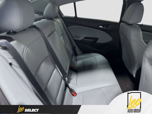 Used 2019 Chevrolet Cruze Premier w/ Sun And Sound Package FWD image 25