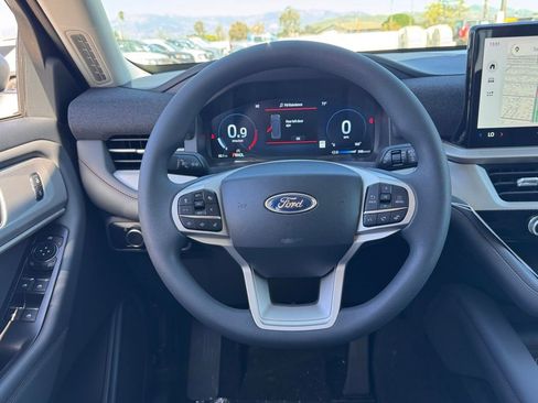 New 2026 Ford Explorer Active RWD image 19