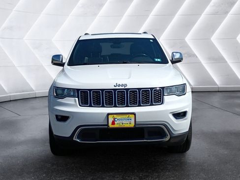 Used 2019 Jeep Grand Cherokee Limited w/ Trailer Tow Group IV AWD/4WD image 9