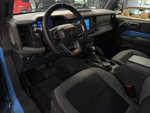 Used 2023 Ford Bronco 2-Door w/ Sasquatch Package AWD/4WD image 30