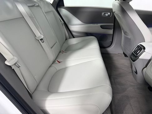 Used 2025 Hyundai Ioniq 6 SEL RWD image 30