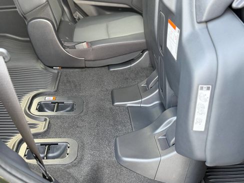 Used 2024 Lexus GX 550 image 68