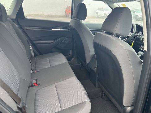Used 2023 Kia Seltos LX AWD/4WD image 19