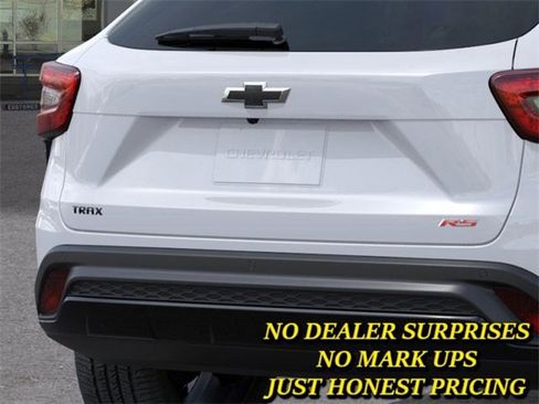 New 2026 Chevrolet Trax RS image 14