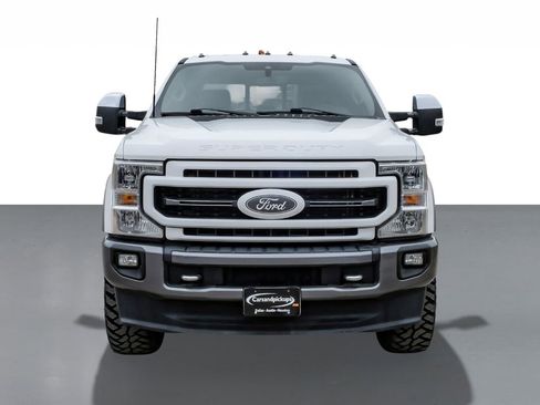 Used 2021 Ford F350 Lariat w/ Chrome Package image 3