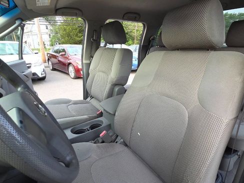 Used 2008 Nissan Frontier SE w/ SE Value Truck Pkg AWD/4WD image 26