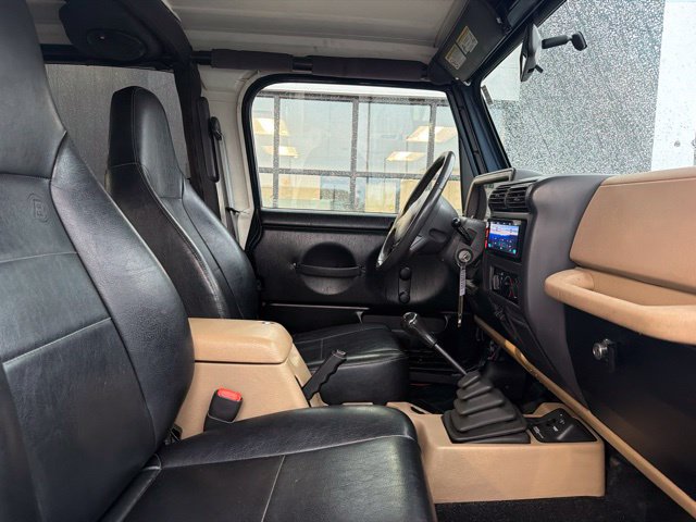 Used 2000 Jeep Wrangler Sport AWD/4WD image 10