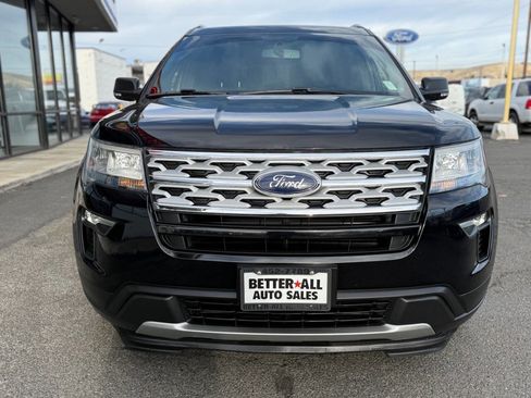Used 2019 Ford Explorer XLT w/ Equipment Group 201A image 3