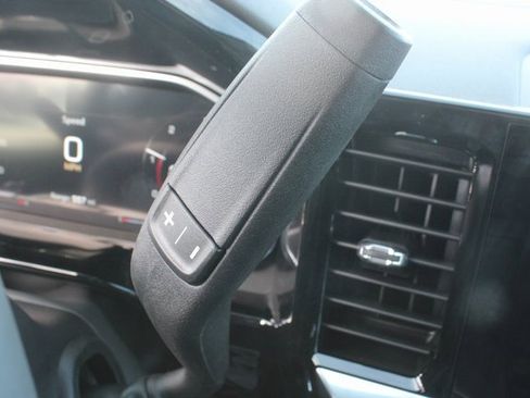 New 2026 GMC Sierra 1500 SLE w/ Preferred Package image 31