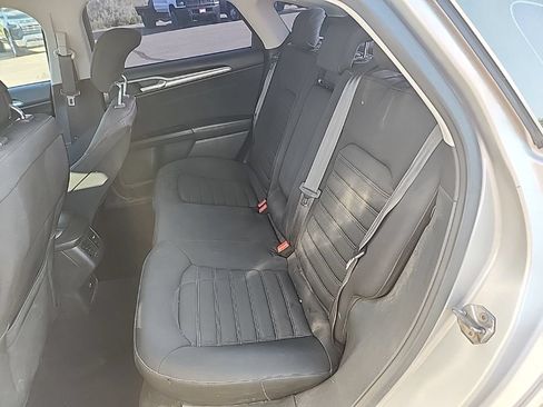 Used 2013 Ford Fusion SE FWD image 31