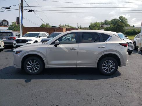 Used 2024 MAZDA CX-5 AWD 2.5 S w/ Select Package image 4