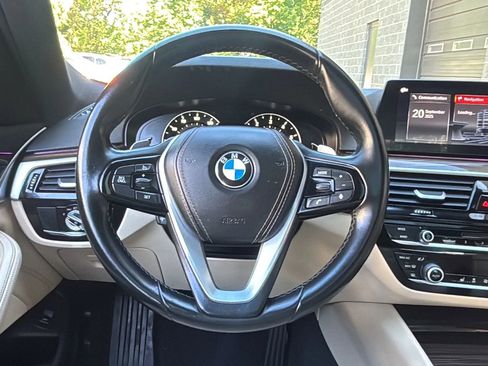 Used 2019 BMW 530i xDrive w/ Convenience Package image 28