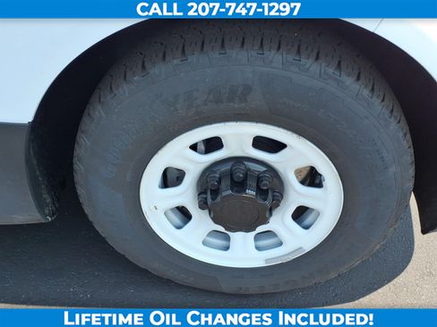 Used 2024 Chevrolet Brightdrop 600 w/ Commercial Equipment Package AWD/4WD image 12