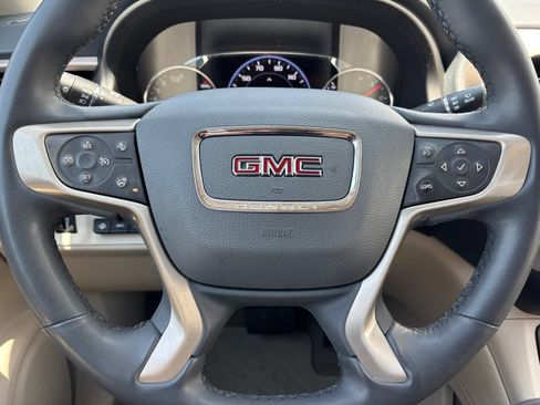 Used 2023 GMC Acadia Denali AWD/4WD image 20