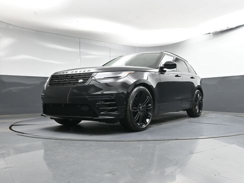 Certified 2025 Land Rover Range Rover Velar Dynamic HSE image 27