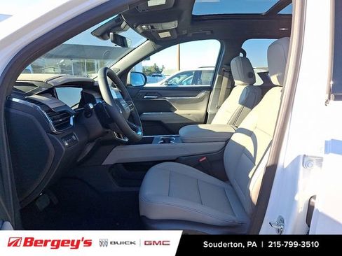 New 2026 GMC Acadia Elevation w/ Black Edition AWD/4WD image 10