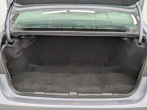 Used 2021 Subaru Legacy Premium image 12