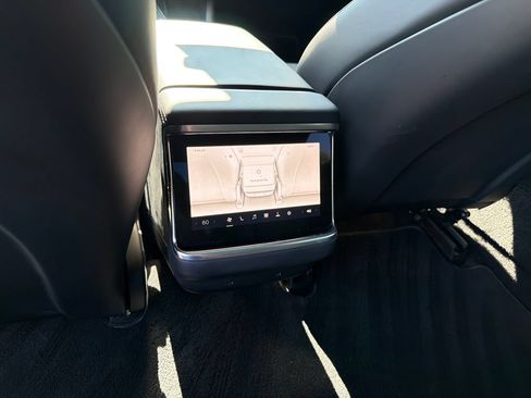 Used 2022 Tesla Model S AWD/4WD image 31