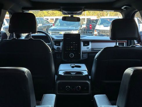 Used 2023 Ford Expedition Timberline image 9