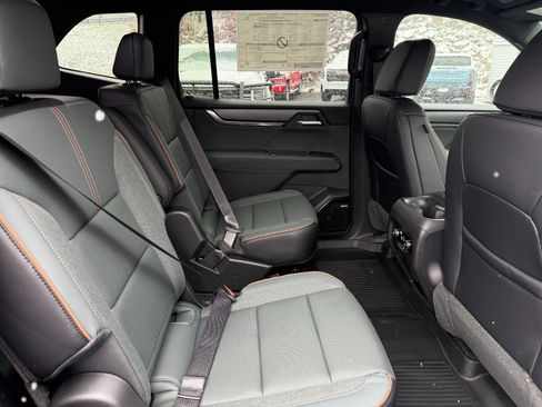 New 2026 GMC Acadia AT4 image 21