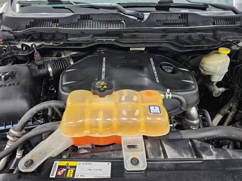 Used 2015 RAM 1500 Limited AWD/4WD image 29