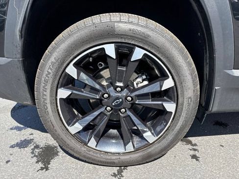 Used 2025 Chevrolet Equinox RS AWD/4WD image 9