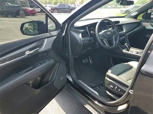 Used 2022 Cadillac XT5 Sportv image 12