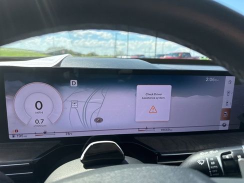 Used 2025 Genesis GV80 3.5T Advanced image 12