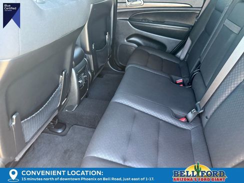 Used 2021 Jeep Grand Cherokee Laredo image 15