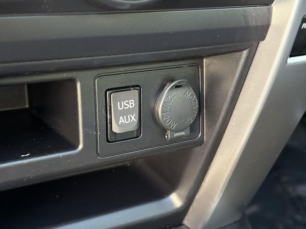 Used 2019 Toyota 4Runner SR5 Premium w/ Wilderness Package AWD/4WD image 39