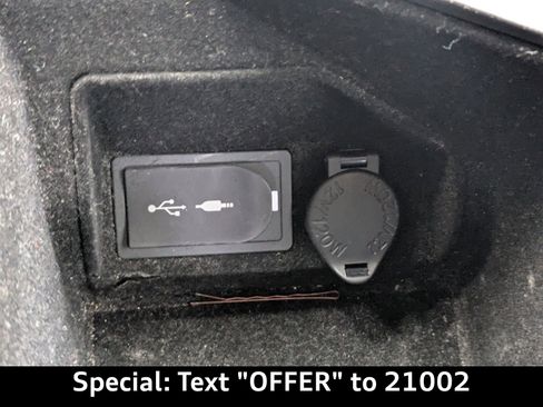 Used 2016 Lexus RC 200t image 22