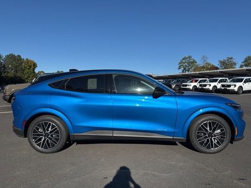 New 2025 Ford Mustang Mach-E Premium image 6