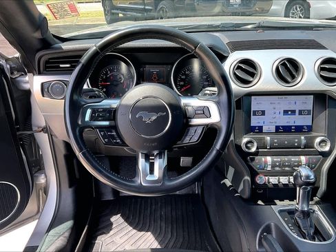 Used 2020 Ford Mustang Premium RWD image 6