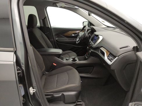 Used 2020 GMC Terrain SLE FWD image 21
