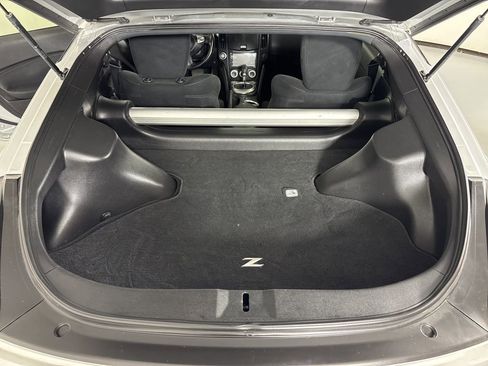 Used 2017 Nissan 370Z Coupe image 17