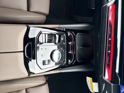 Used 2026 BMW 550e xDrive image 15