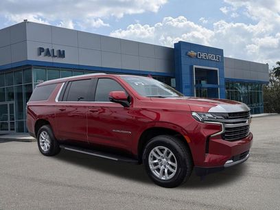 Certified 2022 Chevrolet Suburban LT w/ Luxury Package