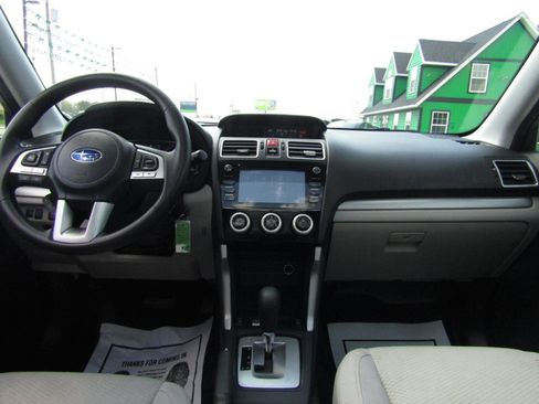 Used 2018 Subaru Forester 2.5i Premium AWD/4WD image 14