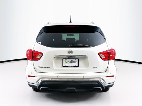 Used 2017 Nissan Pathfinder SV FWD image 7