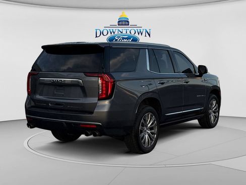 Used 2021 GMC Yukon Denali w/ Denali Premium Package AWD/4WD image 3