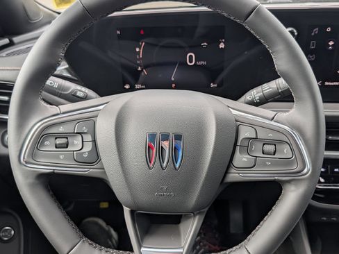 New 2026 Buick Envista Avenir image 15