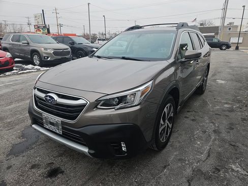 Used 2021 Subaru Outback Limited image 6