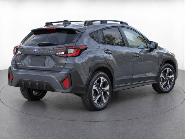Used 2024 Subaru Crosstrek 2.0i Premium AWD/4WD image 4