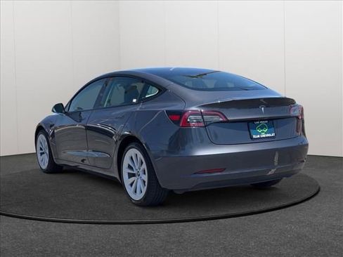 Used 2023 Tesla Model 3 Standard Range RWD image 3