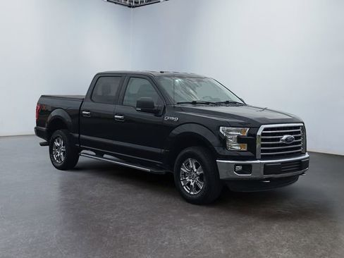 Used 2016 Ford F150 XLT w/ Equipment Group 301A Mid AWD/4WD image 7