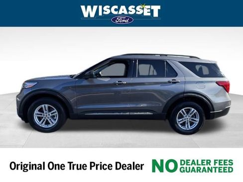 Certified 2022 Ford Explorer XLT image 2