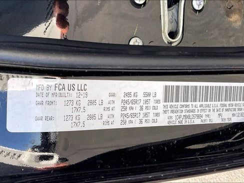 Used 2020 Jeep Cherokee Trailhawk w/ Cold Weather Group image 33